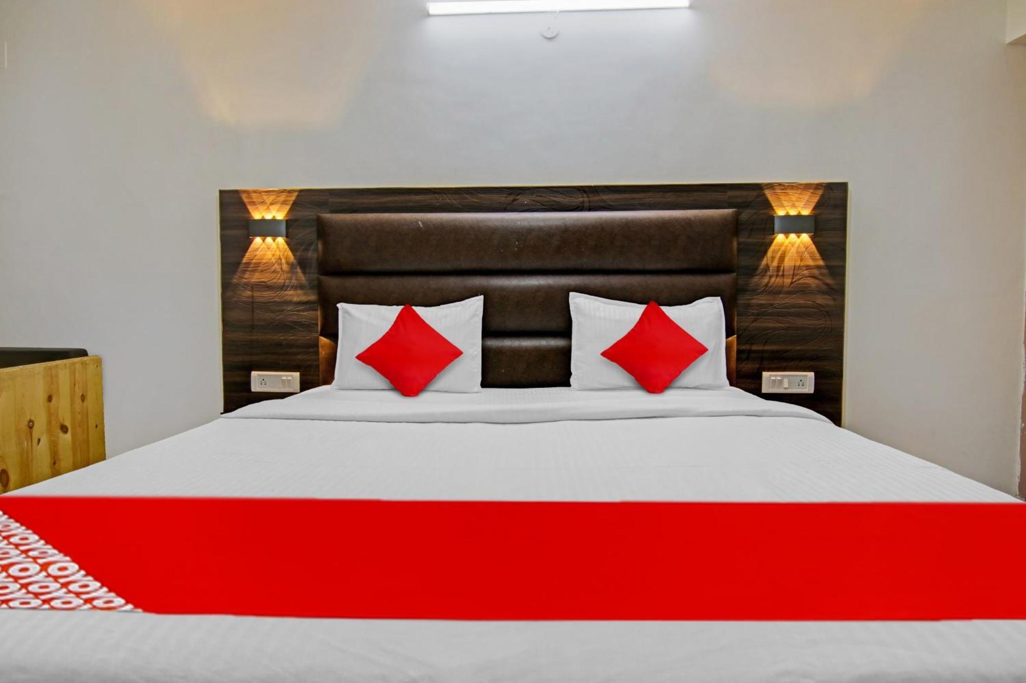 Hotel O Alfa Manāli Kültér fotó